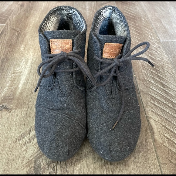 Toms Wedge Booties - Picture 6 of 9